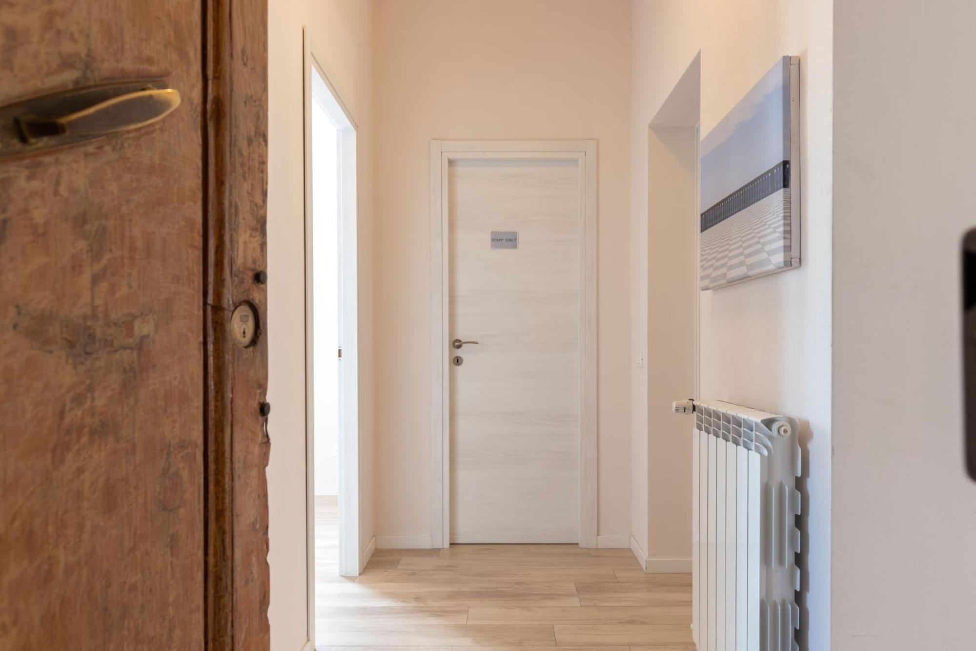 Abbraccio Di Mare- Relax Vicino Al Porto Apartment Livorno Bagian luar foto